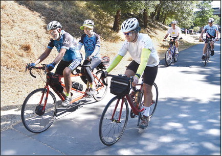 Bike riders save gas, curb pollution – and have a blast Bike riders save gas, curb pollution – and have a blast