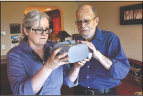 Virtual reality helps residents manage pain Virtual reality helps residents manage pain