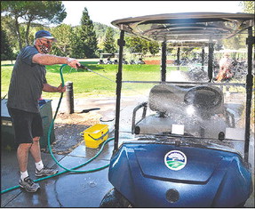 Outdoor activities – including golf – and construction re-open for business Outdoor activities – including golf – and construction re-open for business